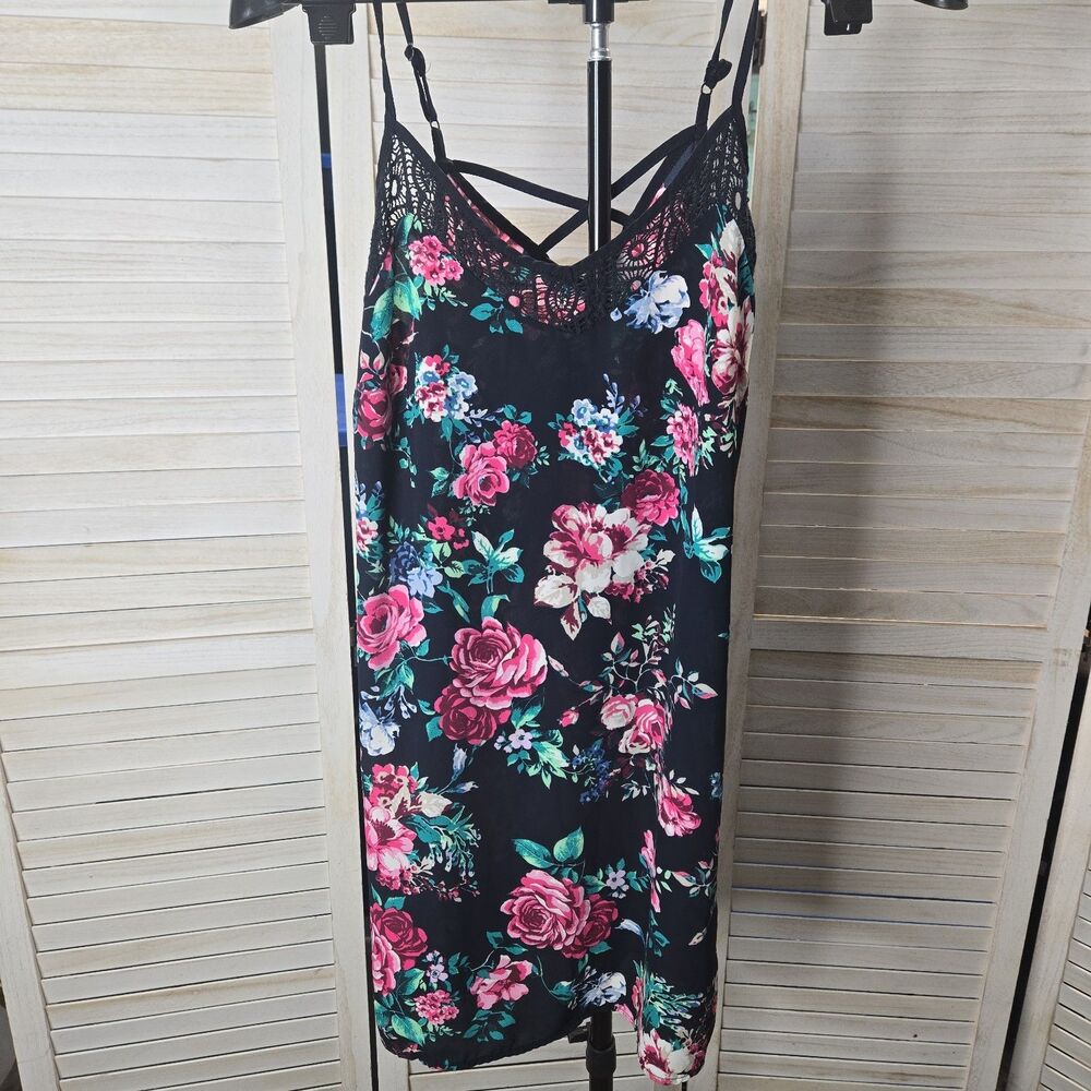Xhilaration Womens Black Floral Cami Dress Petite Crochet V Neck Tank Size S
